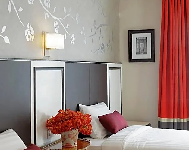 Sara's Hotel
